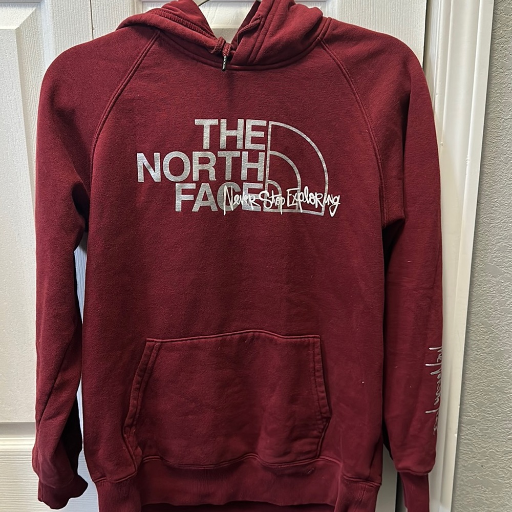 Women’s north face hoodie